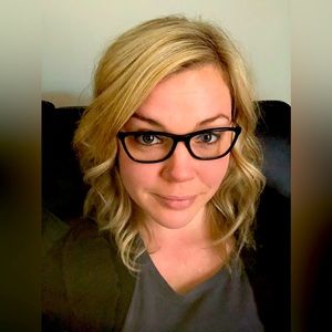 Meet your Posher, Erica